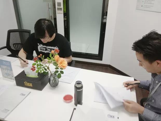 熱烈祝賀羅總簽約創(chuàng)綠家江蘇省南京市區(qū)級(jí)代理！