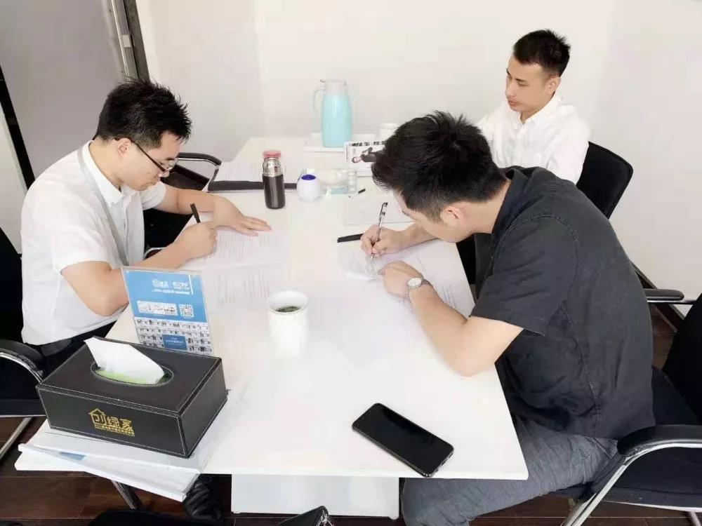 熱烈祝賀錢總簽約創綠家浙江省嘉興市區級代理！