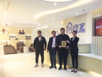 熱烈祝賀魏總、吳總、楊總簽約創綠家陜西省市級代理！